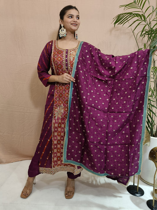 Magenta Pure Crepe Set with Dupatta and Pants