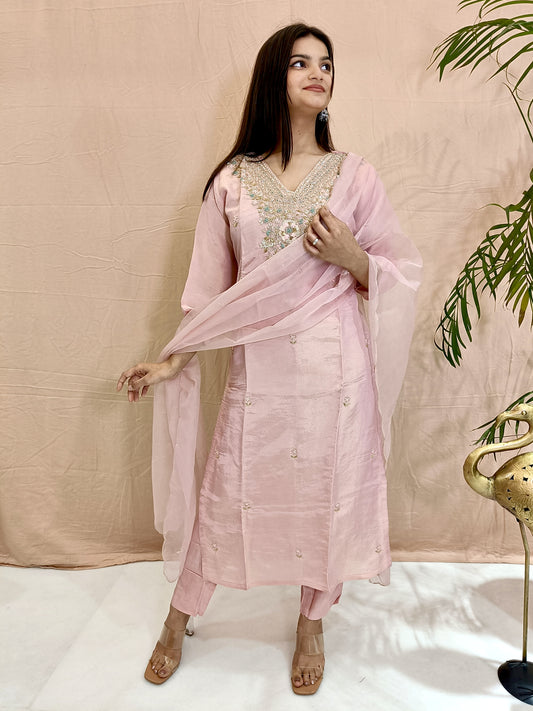 Elegant Pink Tissue Shimmer